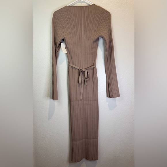 WAYF NWT Women’s Alexi Long Sleeve Rib Mauve Elegant Tan Ribbed Dress Size M - Picture 3 of 9